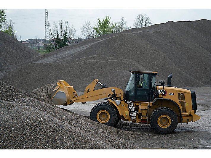 CATERPILLAR 950